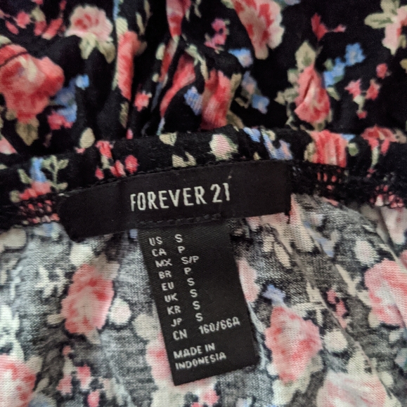 F21 Floral Strapless Romper - Picture 2 of 3